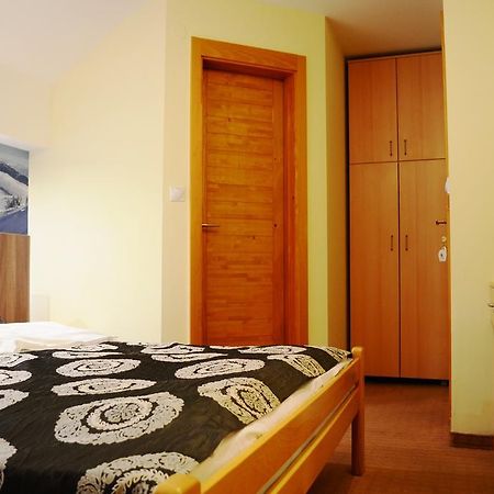 Guesthouse Lucic Яхорина Екстериор снимка