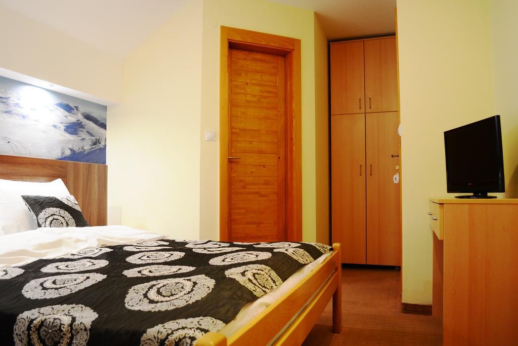 Guesthouse Lucic Яхорина Екстериор снимка